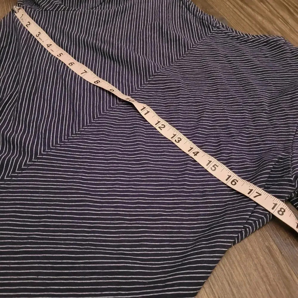 Royal Robbins Women's Striped Long Sleeve Top Size Large Blue Casual Travel Crew - Picture 5 of 6